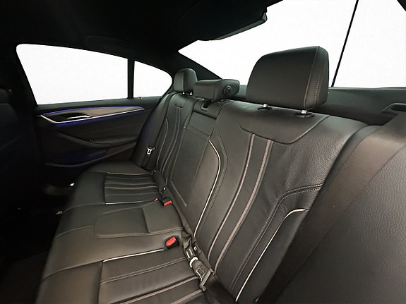 BMW 530e 13 of 29