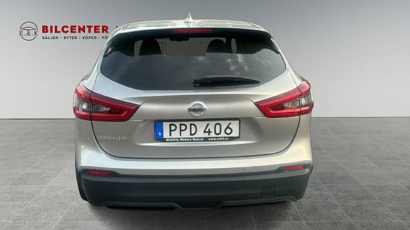 Nissan Qashqai 4 of 5