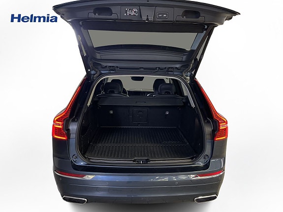 Volvo XC60 10 of 19