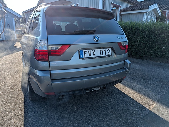 BMW X3 2 of 4
