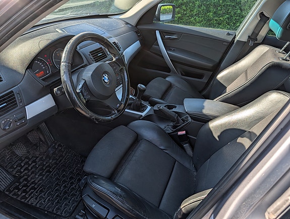BMW X3 4 of 4