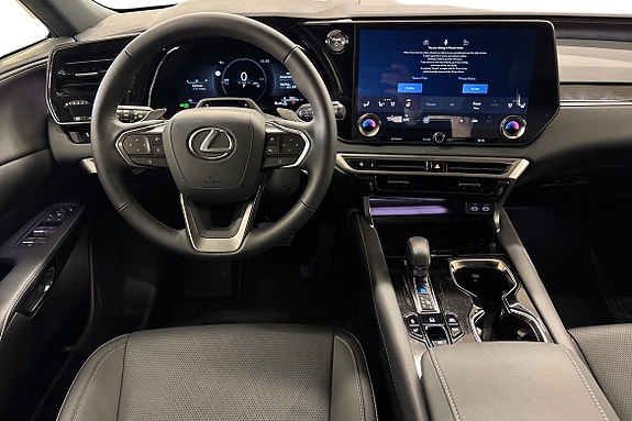 Lexus RX450h 12 of 26