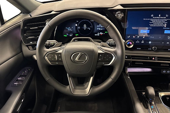 Lexus RX450h 11 of 26