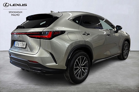 Lexus NX450h+ 5 of 21