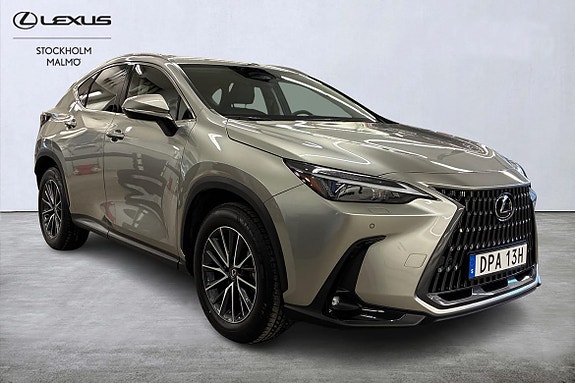 Lexus NX450h+ 6 of 21