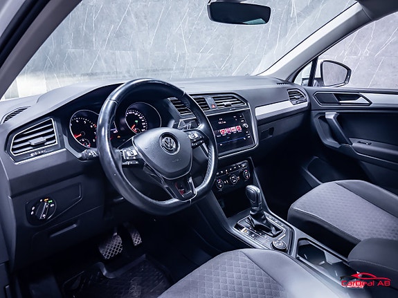 Volkswagen Tiguan 11 of 27