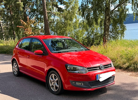 Volkswagen Polo 2 of 5