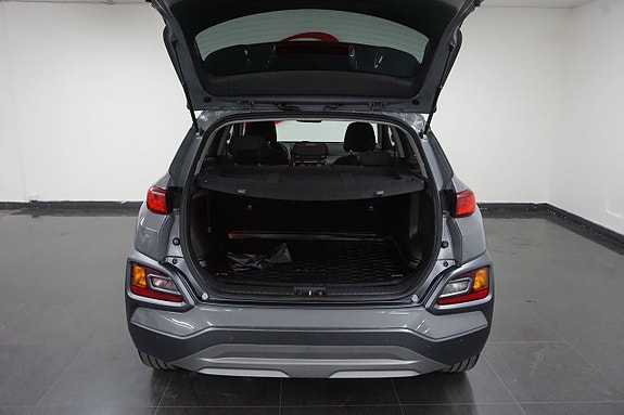 Hyundai Kona 10 of 24