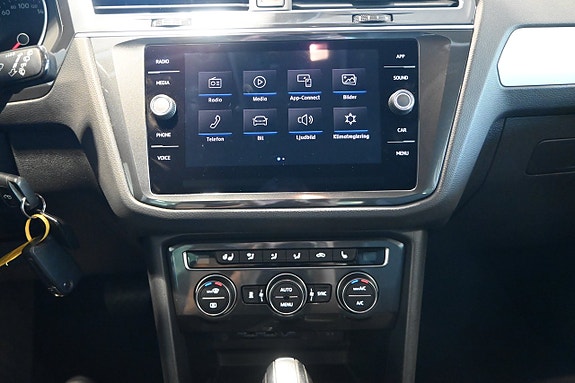 Volkswagen Tiguan 21 of 24
