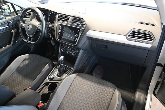 Volkswagen Tiguan 10 of 24
