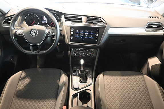 Volkswagen Tiguan 9 of 24
