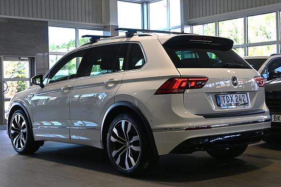 Volkswagen Tiguan 3 of 24