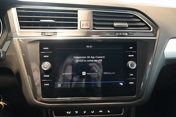 Volkswagen Tiguan 22 of 24