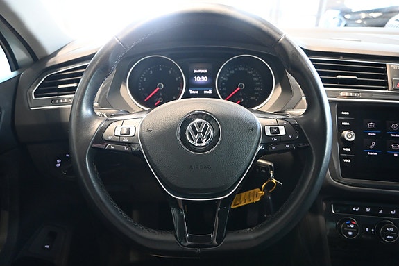 Volkswagen Tiguan 17 of 24