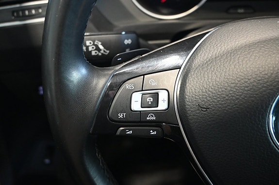 Volkswagen Tiguan 18 of 24