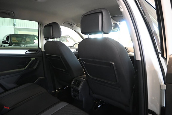 Volkswagen Tiguan 12 of 24
