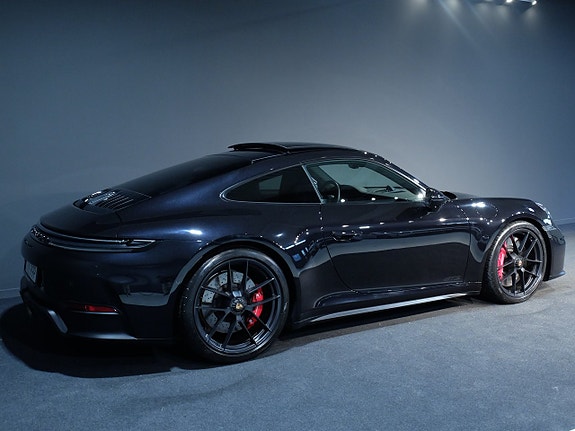 Porsche 911 3 of 5