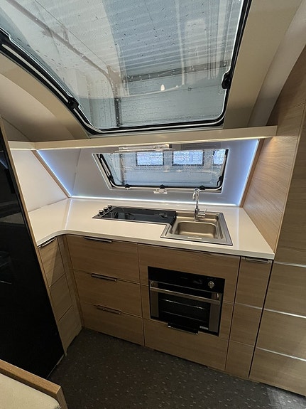 Adria ADORA 613 HT 4 of 16
