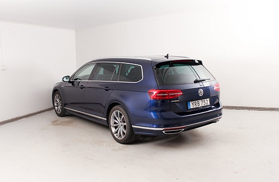 Volkswagen Passat 8 of 23