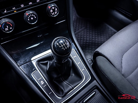 Volkswagen Golf I 26 of 28