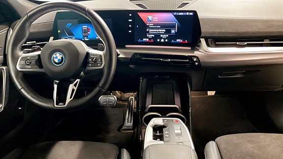 BMW X1 4 of 5
