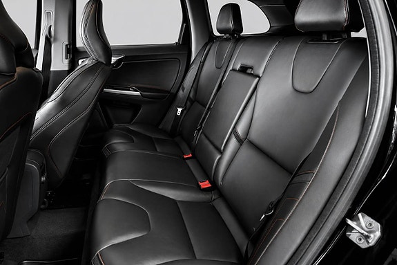 Volvo XC60 9 of 15
