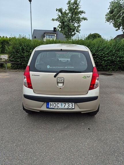 Hyundai i10 6 of 15