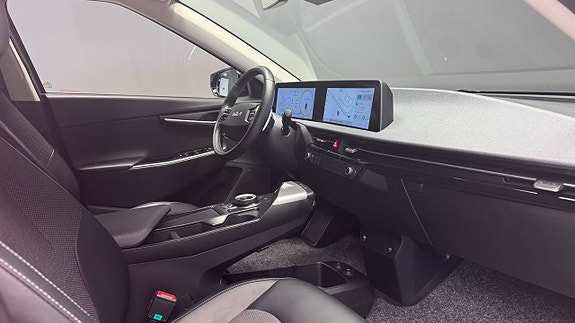 Kia EV6 7 of 21