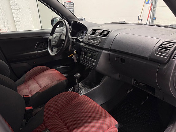 Skoda Fabia 5 of 5