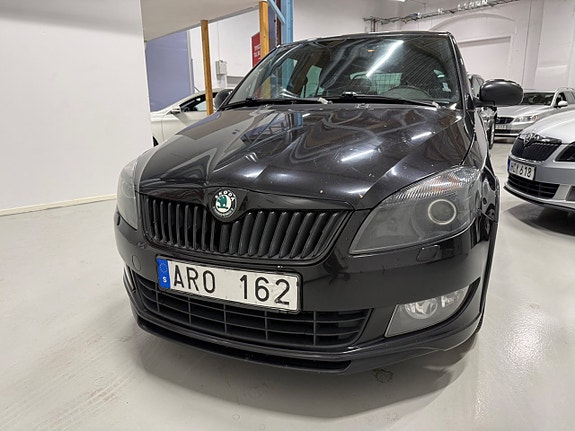 Skoda Fabia 2 of 5