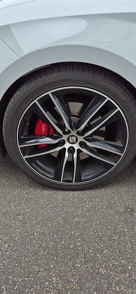 Seat Leon 3 of 5