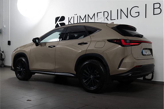 Lexus NX450h+ 6 of 29