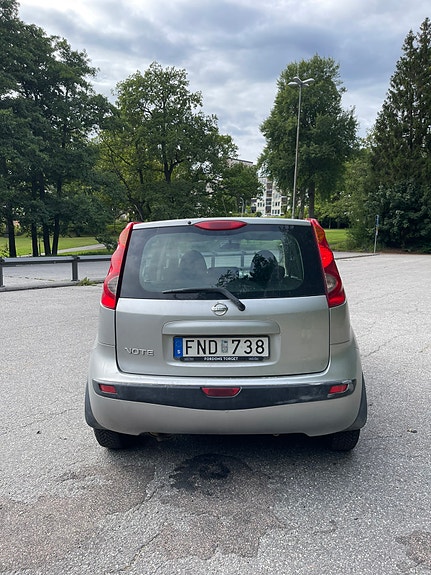 Nissan Note 2 of 5