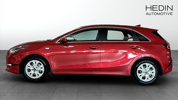 Kia Ceed 6 of 12