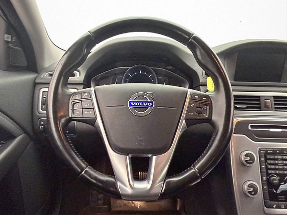 Volvo V70 14 of 30