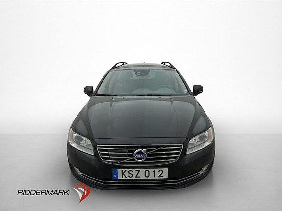 Volvo V70 2 of 5