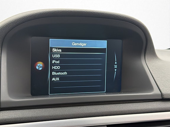 Volvo V70 20 of 30