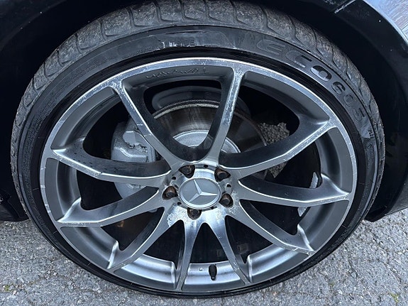 Mercedes-Benz C200 18 of 24