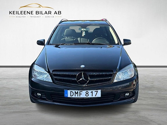 Mercedes-Benz C200 3 of 24