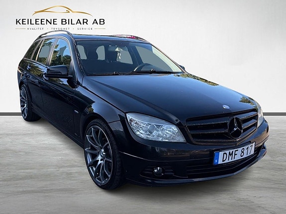 Mercedes-Benz C200 4 of 24