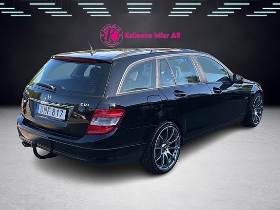 Mercedes-Benz C200 8 of 24
