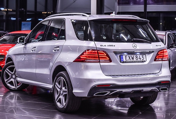 Mercedes-Benz GLE350 d 2 of 5