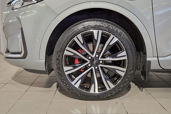 Ford Kuga 3 of 5