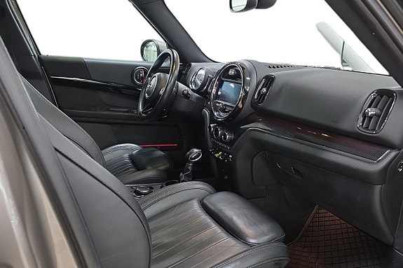 MINI Countryman Cooper SE 11 of 21