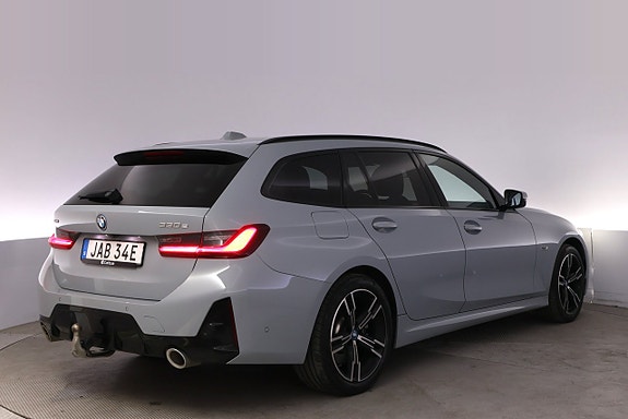 BMW 330e 5 of 27