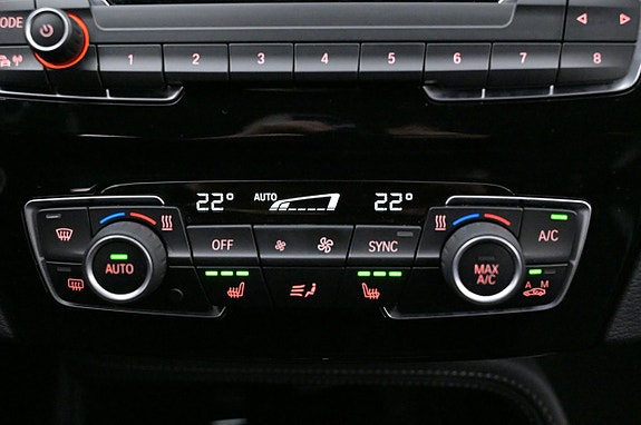 BMW X1 20 of 27