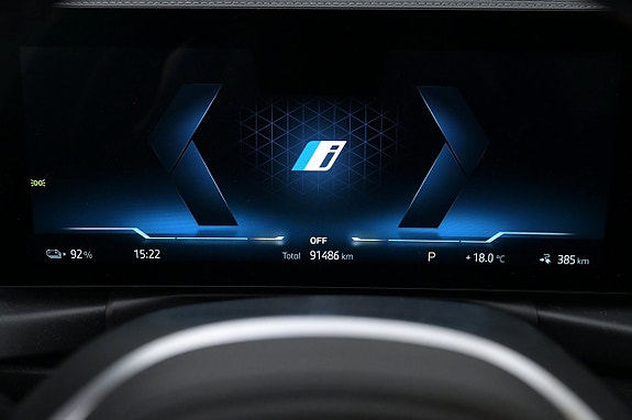 BMW i4 9 of 27