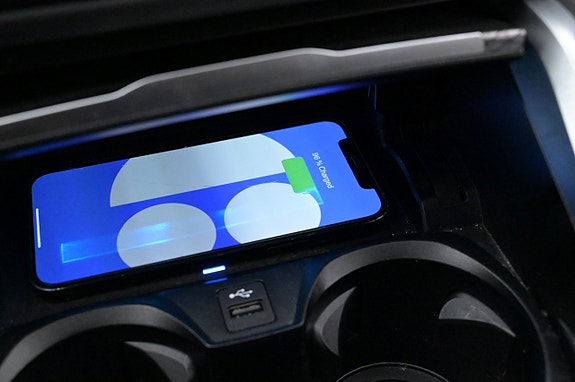 BMW i4 19 of 27