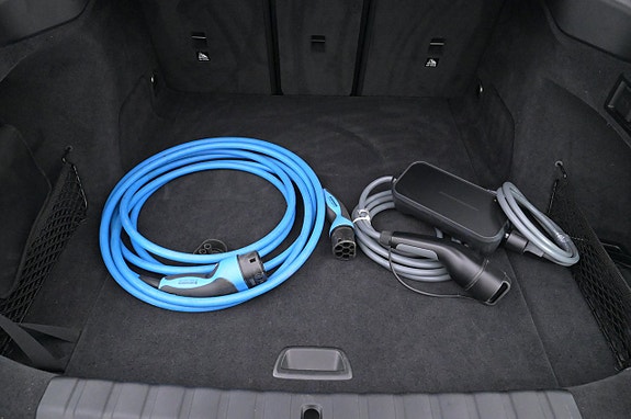 BMW i4 24 of 27