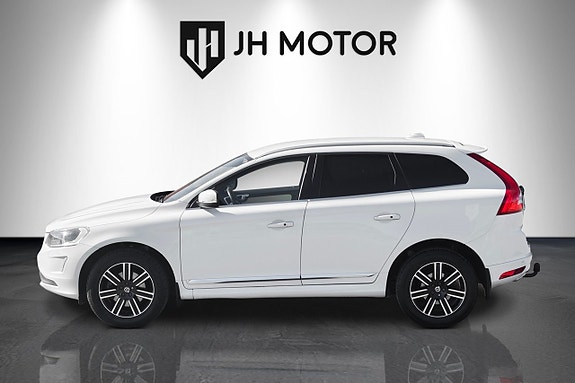 Volvo XC60 2 of 5